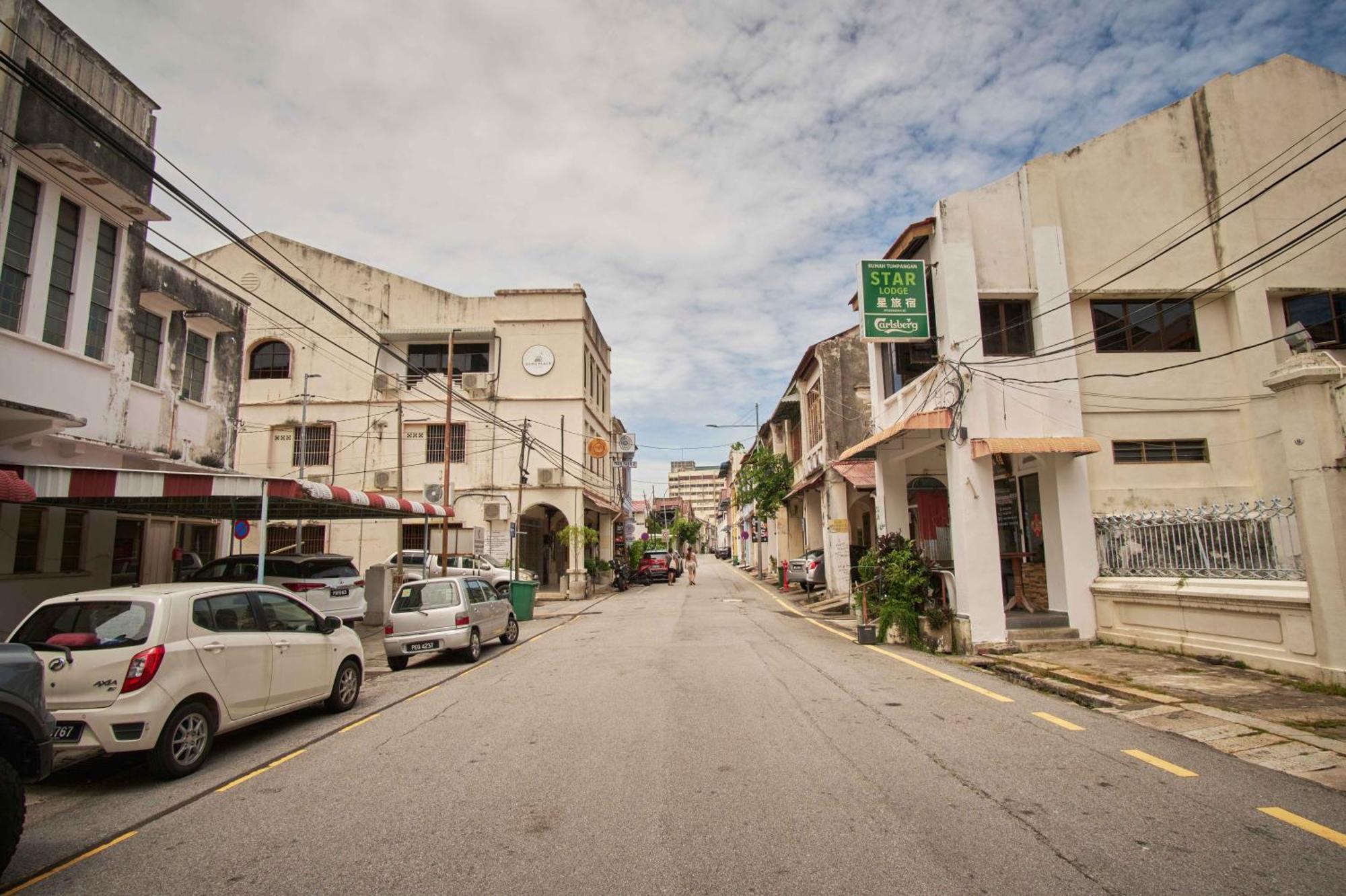 Some Place Else George Town Ngoại thất bức ảnh